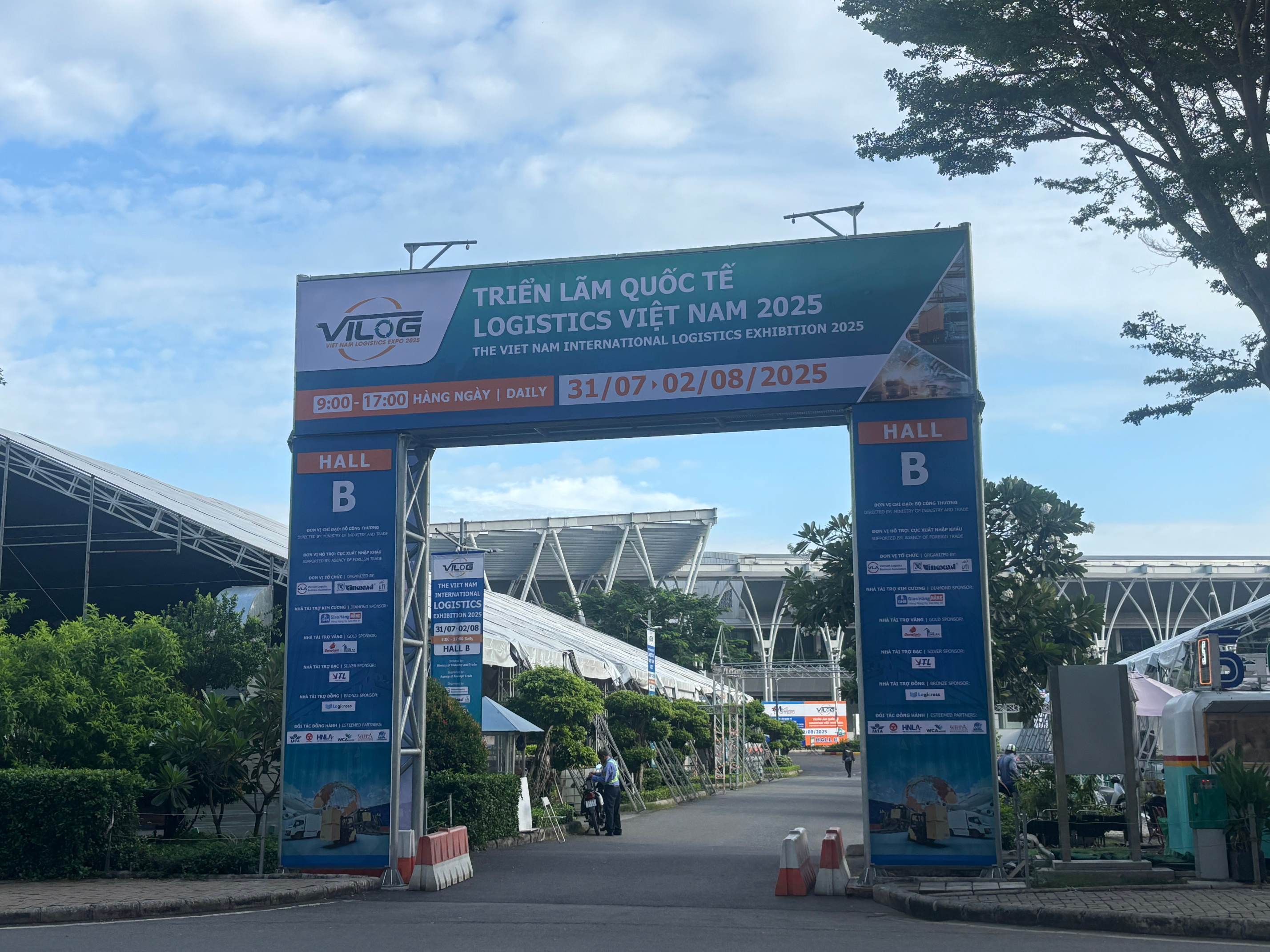 Driving Southeast Asia’s Future: Yikong Showcases Core AGV Components at SECC